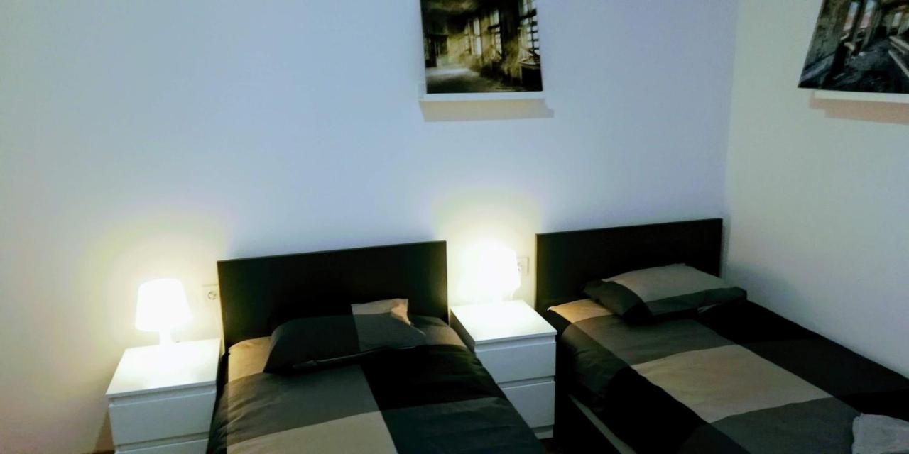 Pula Center Green Park Apartments And Rooms Kültér fotó