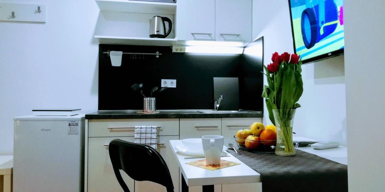 Pula Center Green Park Apartments And Rooms Kültér fotó